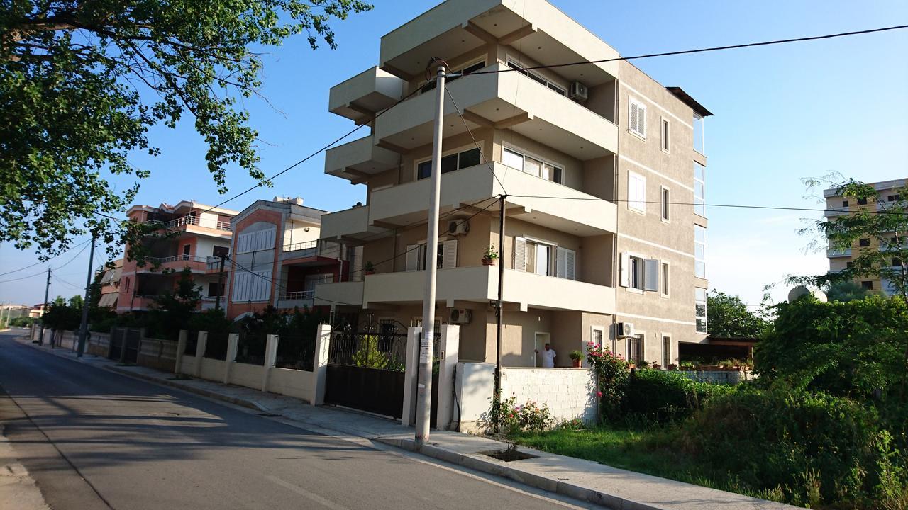 Kulla E Vekut Apartment Durres Bagian luar foto